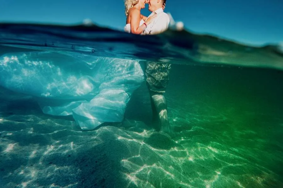 Underwater wedding dress Sea of Cortez Cabo San Lucas — Ana Badillo Photography