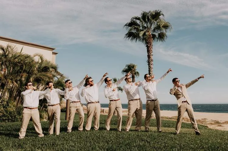 Groomsmen palm trees Cabo San Lucas — Ana Badillo Photography