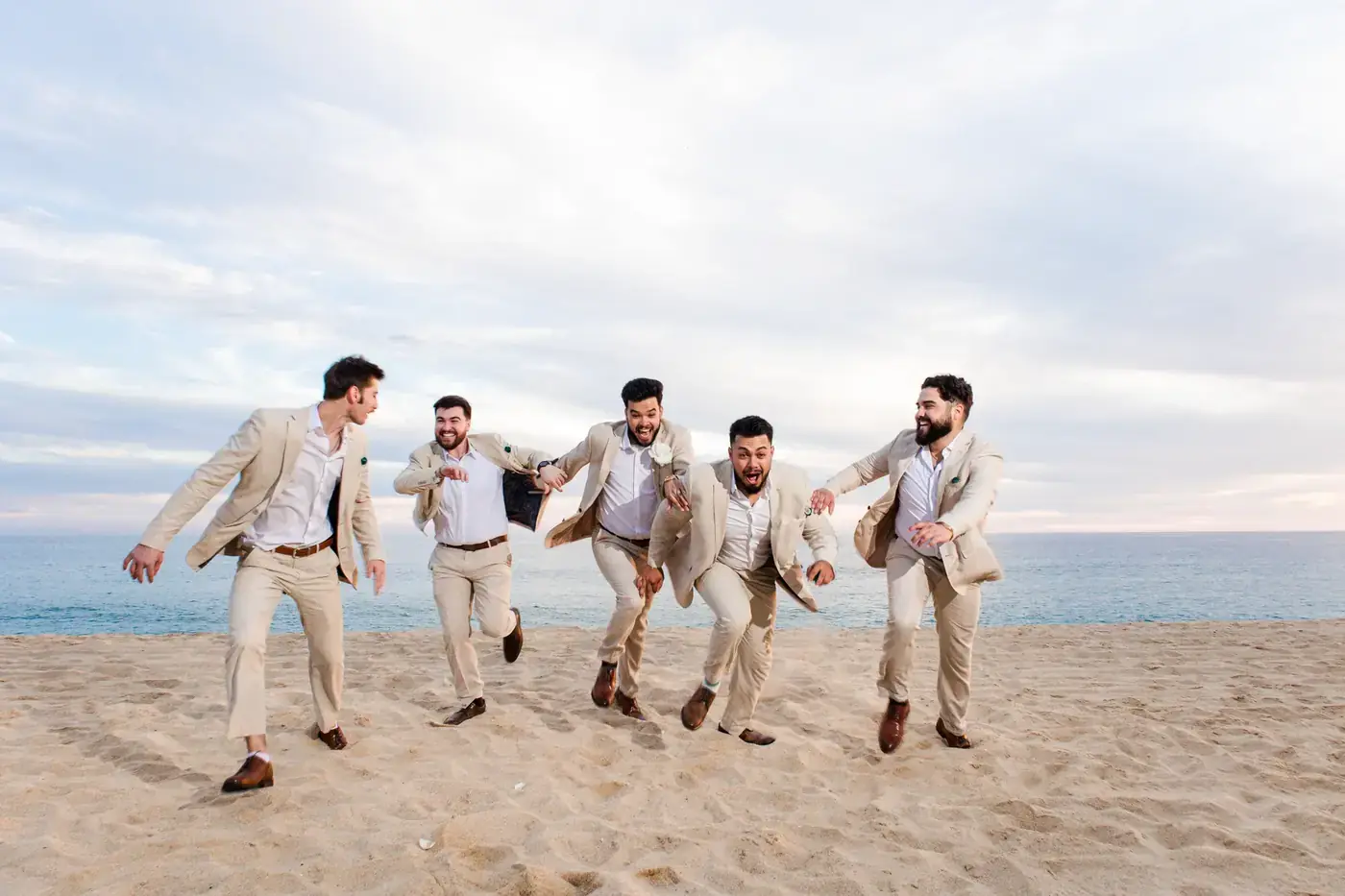 Formal wedding portrait in Cabo San Lucas