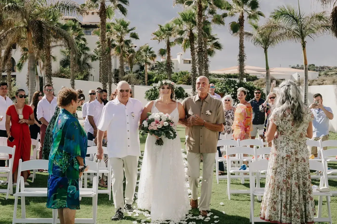 Luxury wedding portrait in Cabo San Lucas by Ana Badillo Photography
