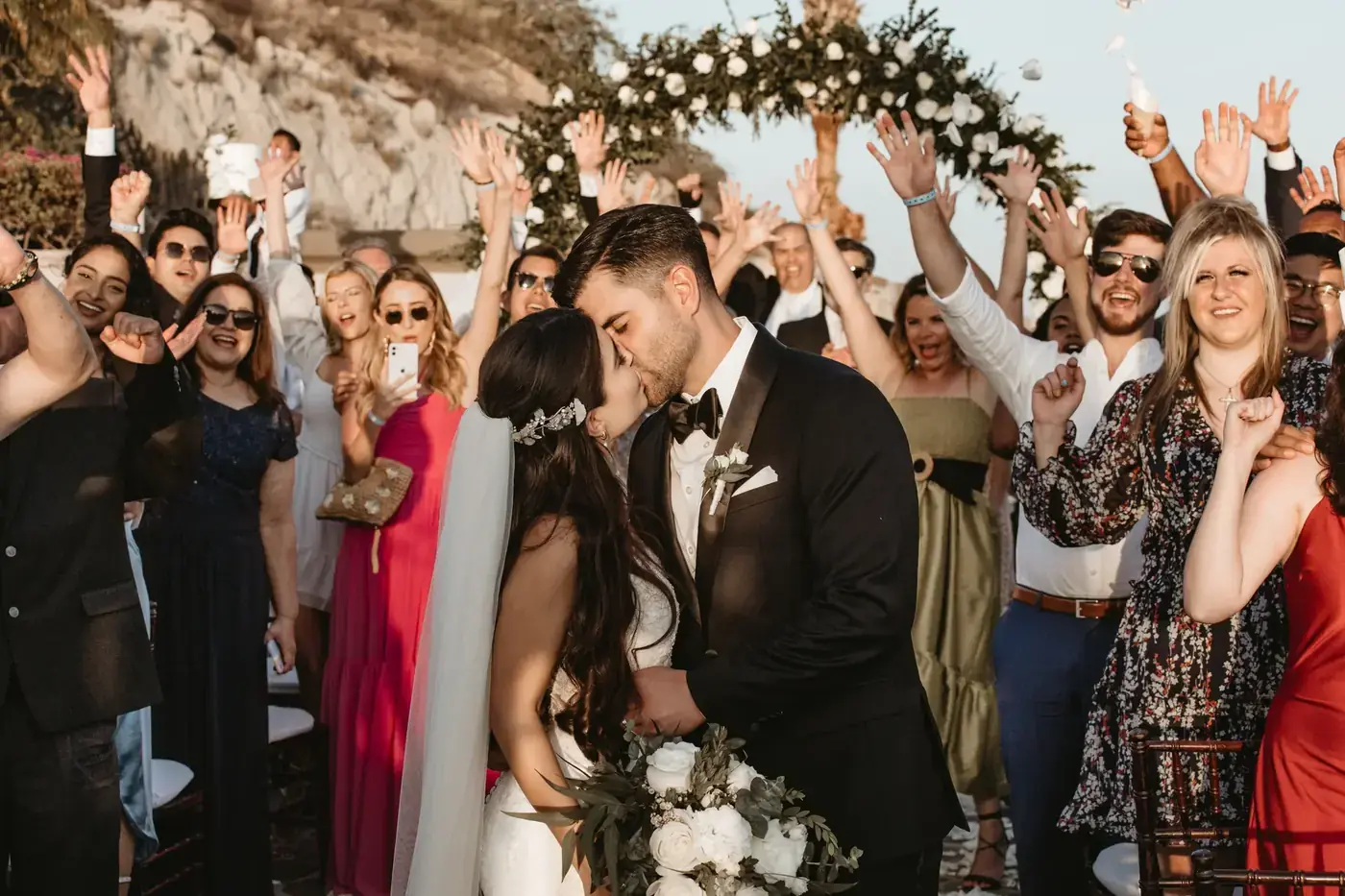Wedding couple on the beach in Los Cabos