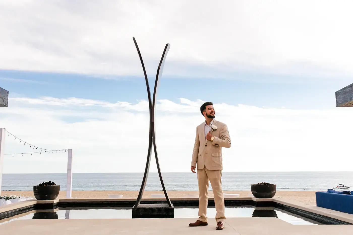 Candid joy at a Cabo beach wedding