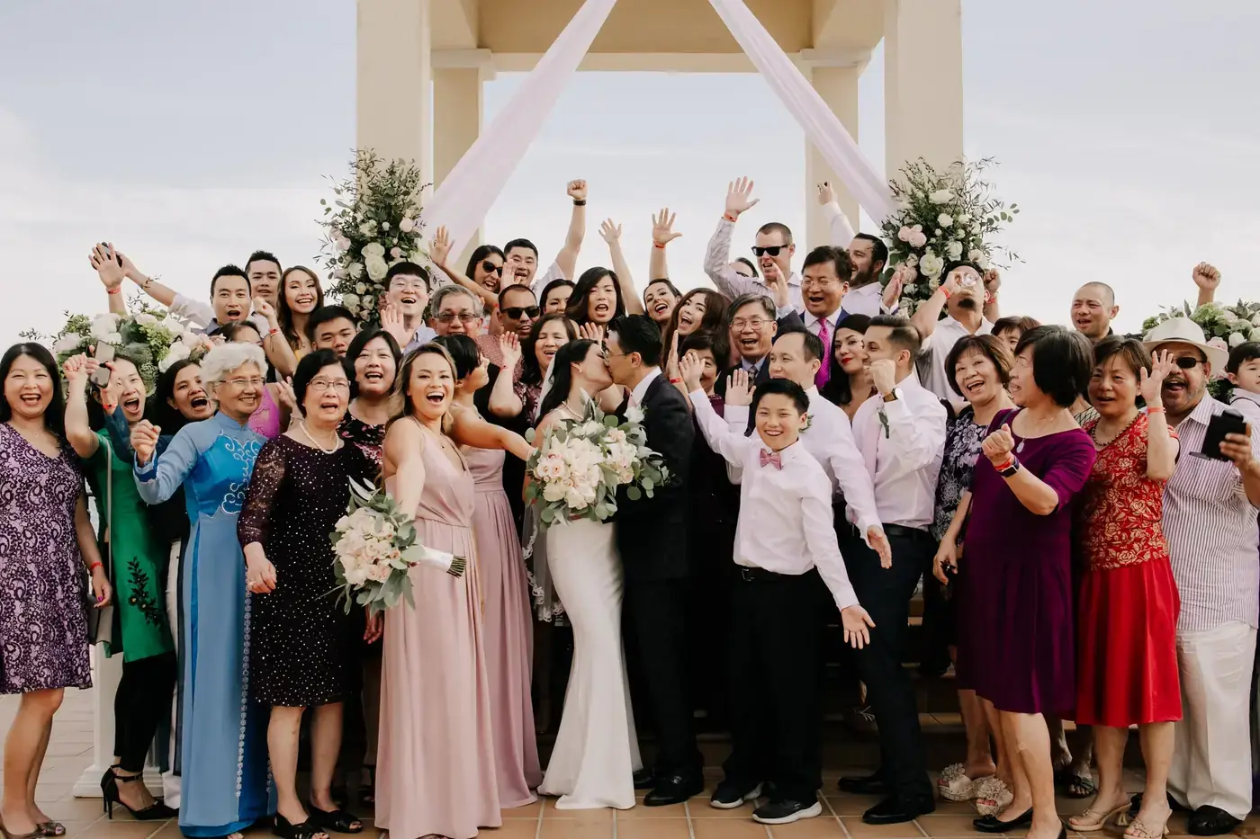 English-speaking wedding photographer in Cabo