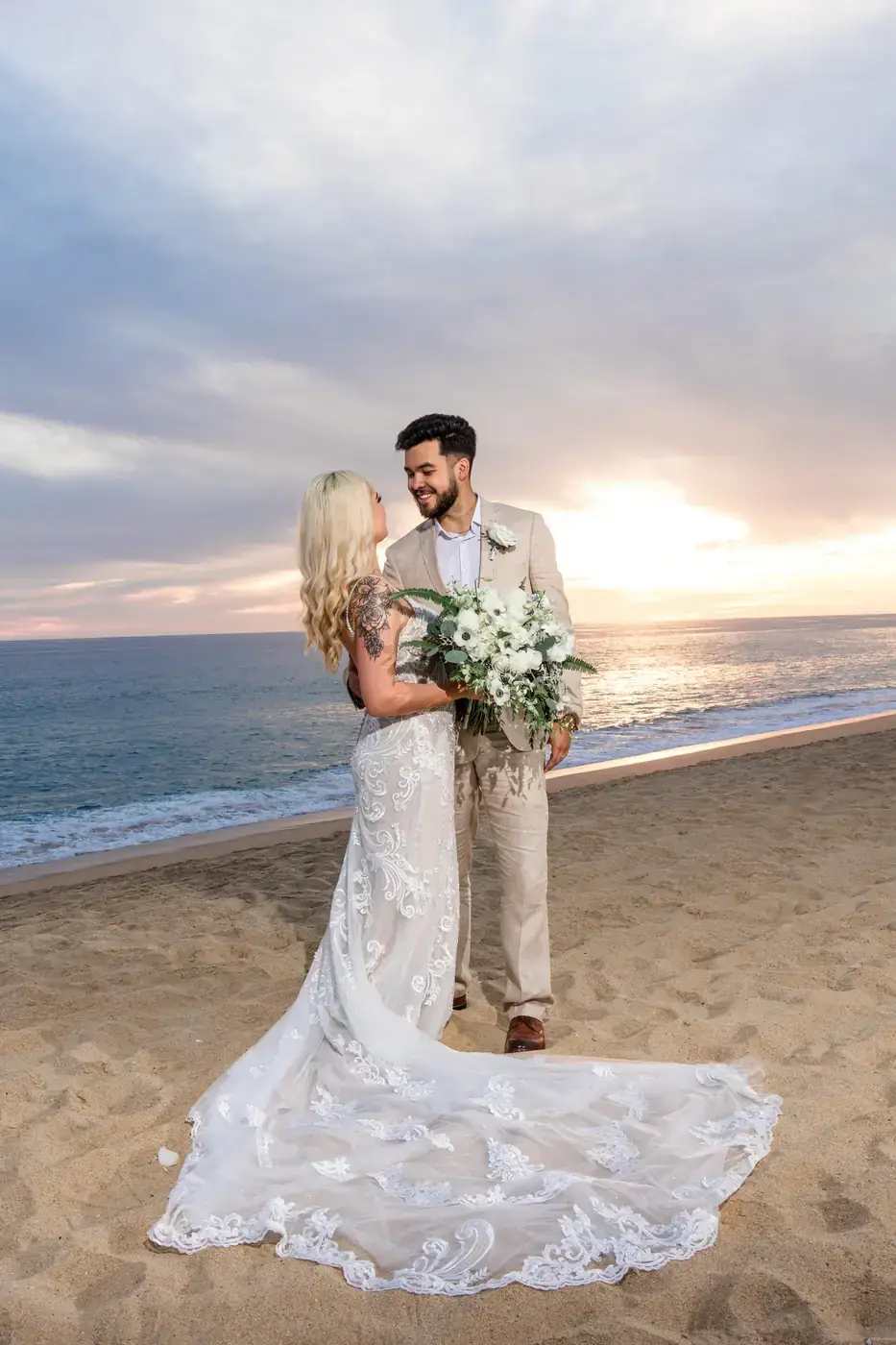 Floral details at a Cabo wedding
