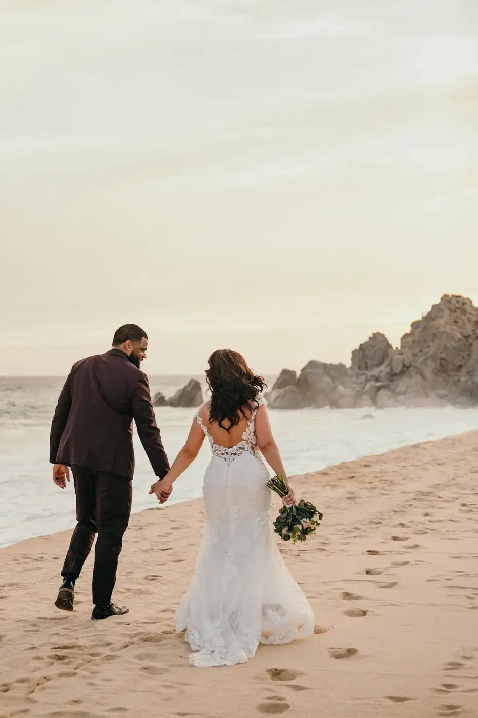 First dance at a Cabo wedding