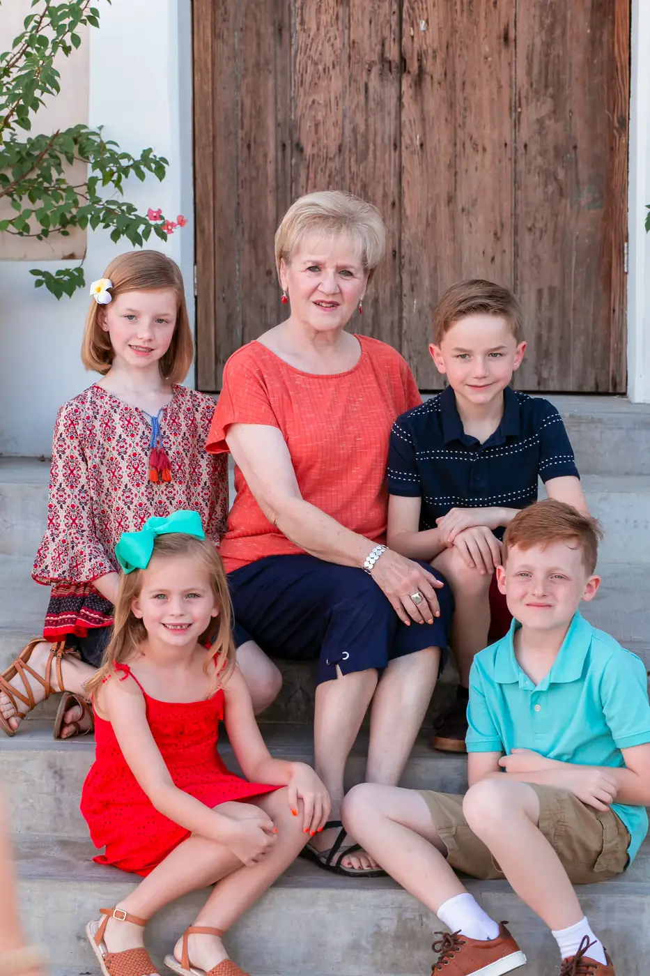 Family portrait session with children in Cabo San Lucas