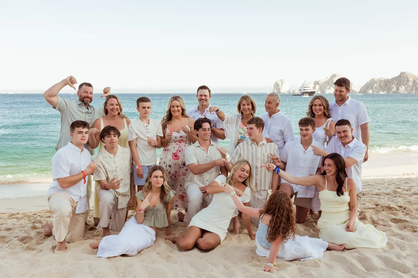 Large family group on the beach, Cabo San Lucas family session
